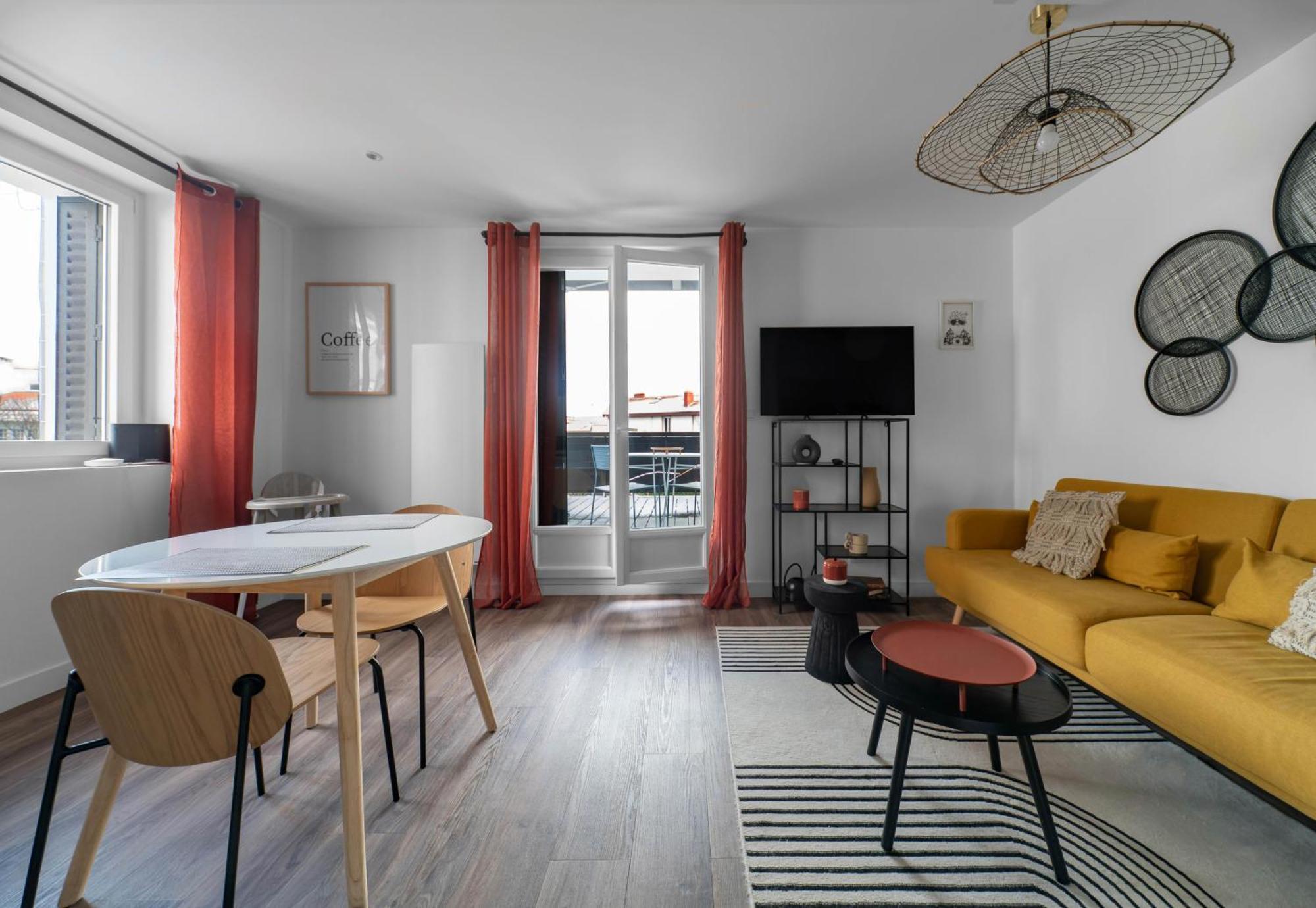 Residence Leon Blum - Appartements Design - Parking Клермон-Феран Екстериор снимка