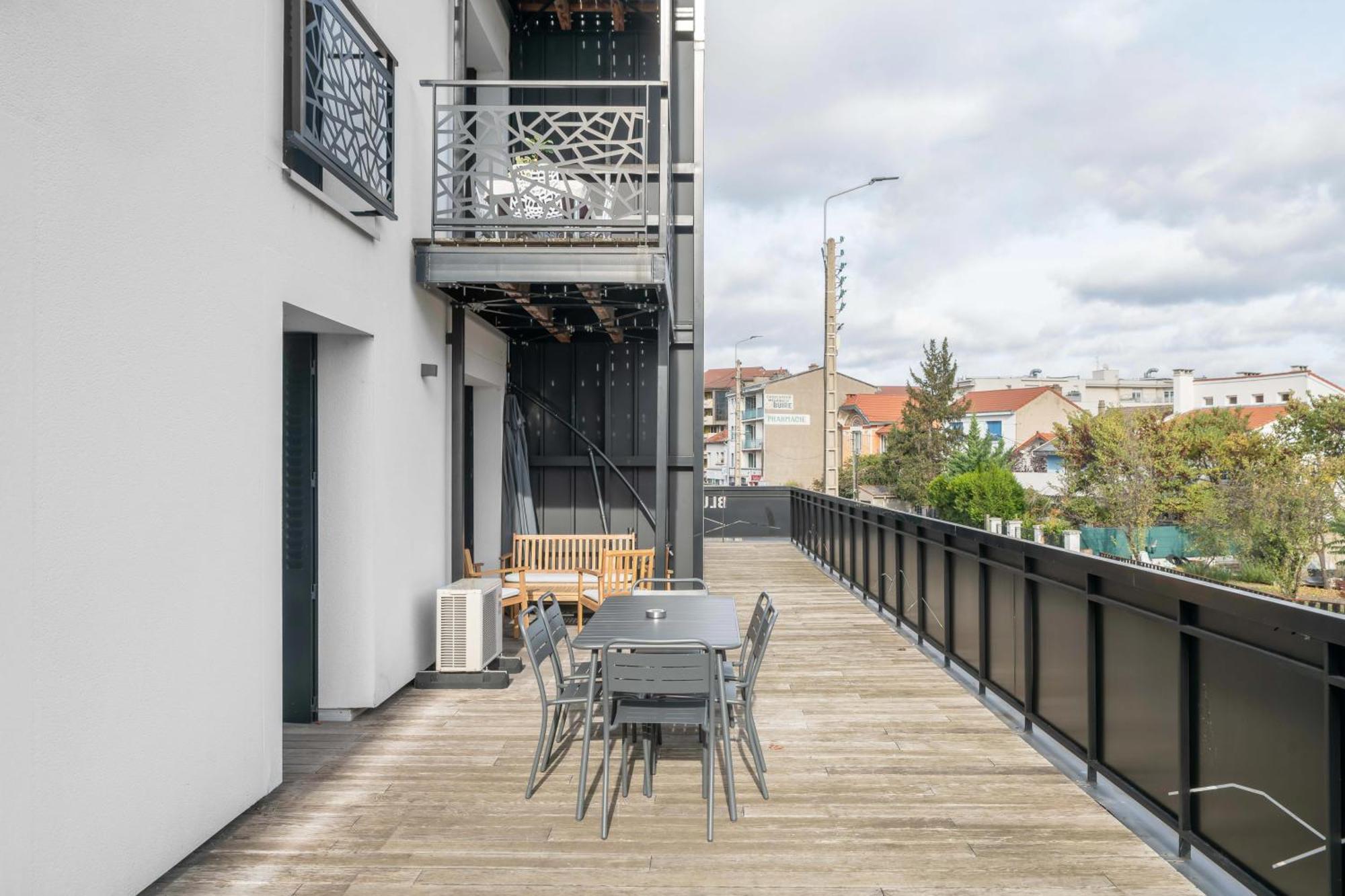 Residence Leon Blum - Appartements Design - Parking Клермон-Феран Екстериор снимка